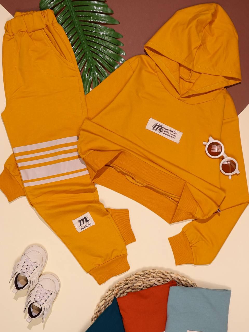 هودی شلوار تیکه دوزی مچنست