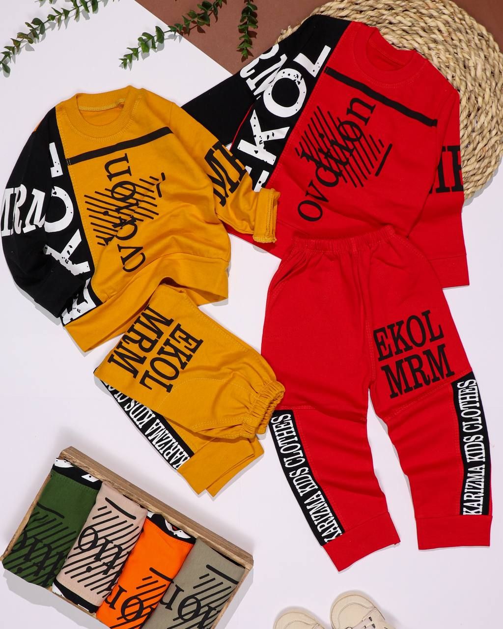 بلوز شلوار نیمه مشکی اکول