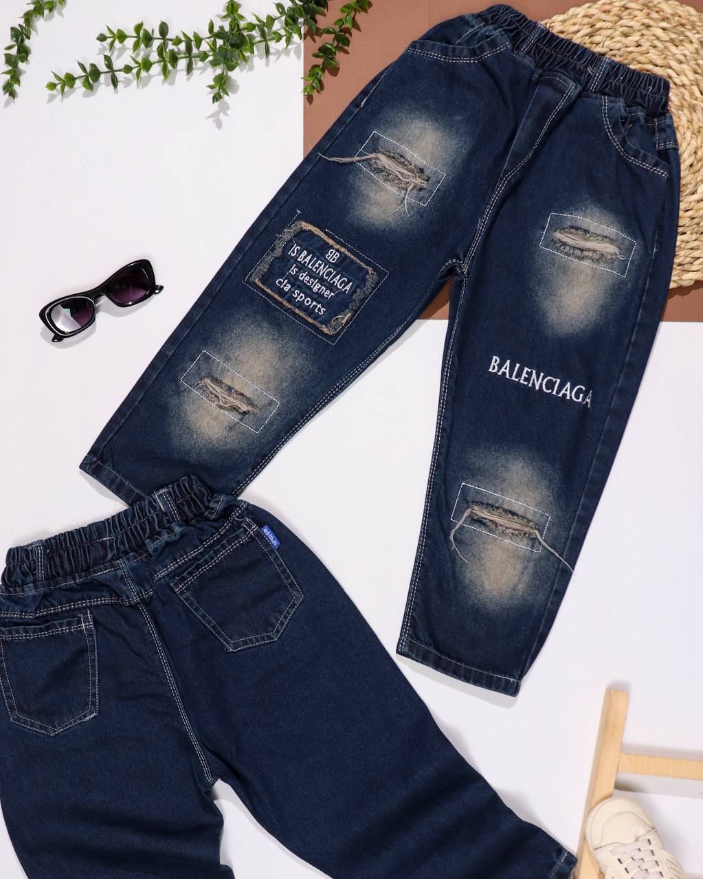 شلوار جین مام تیکه دوزی بالنسیاگا