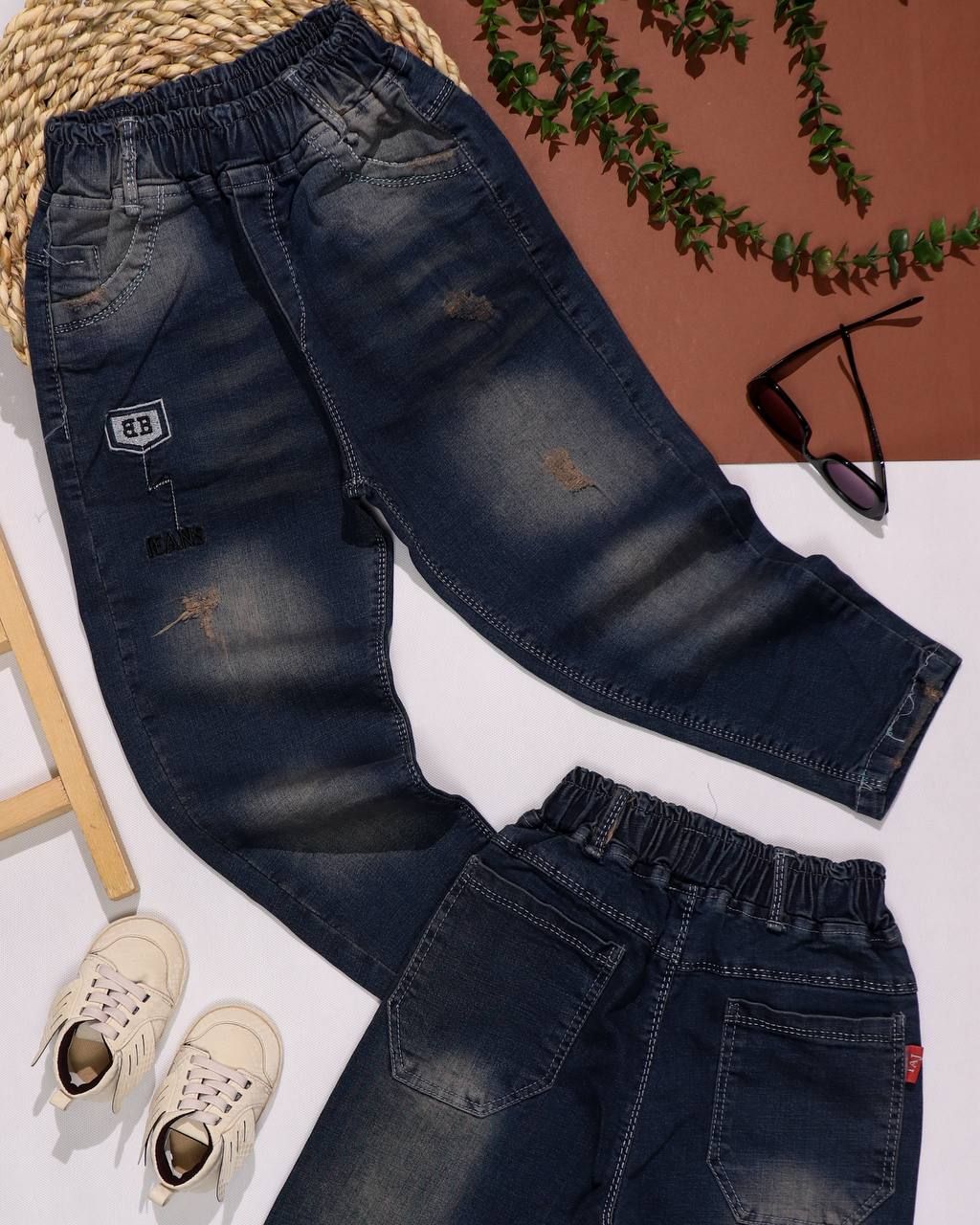 شلوار جین مام گلدوزی بالنسیا