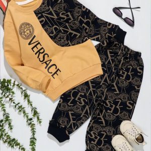 بلوز شلوار اسپرت ورساچ 2